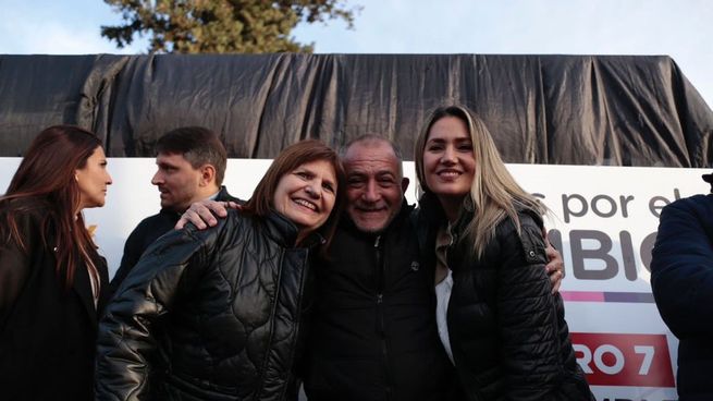 Patricia Bullrich, junto a Luis Juez y Carolina Losada.&nbsp;