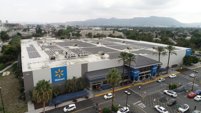 Walmart tiene 1,6 millón de empleados. En 2024 facturó u$s642.000 millones.