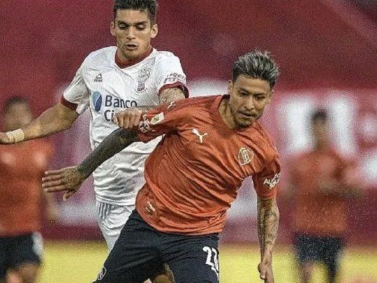 independiente huracan.jpg