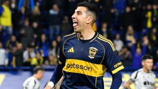 Figura del Manchester United saludó a jugador de Boca y los hinchas enloquecieron en las redes sociales Figura del Manchester United saludó a jugador de Boca y los hinchas enloquecieron en las redes sociales