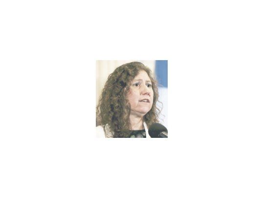 Gabriela González, científica graduada en Córdoba.