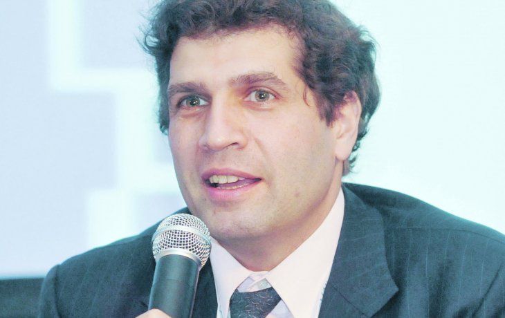 Giro. Ahora el representante argentino ante el FMI, Sergio Chodos, reconoce que pedirán, en la negociación con el organismo, fondos frescos.