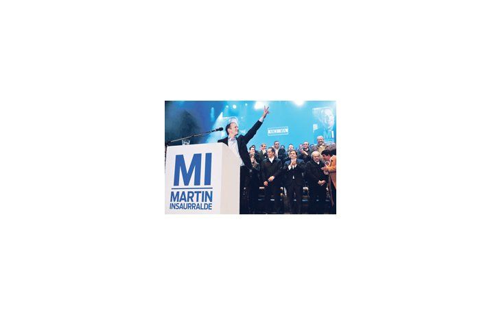 Martín Insaurralde encabezó un acto en su distrito, Lomas de Zamora, que reabrió formalmente el período de campaña electoral. Participaron  Daniel Scioli, Alberto  Pérez, Alejandro Granados  y Fernando Espinoza.