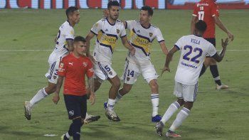 Cuelga los botines. Carlos Zambrano avisó que le queda poco tiempo como profesional del fútbol.