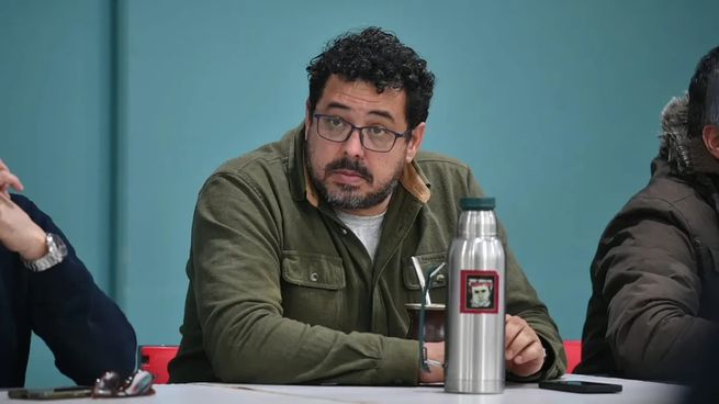 El senador y jefe de campaña del Frente Amplio, Alejandro Pacha Sánchez, aclaró sus dichos sobre las AFAP.