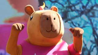 La mascota oficial está presente en los escenarios donde se desarrollan las diferentes disciplinas.
