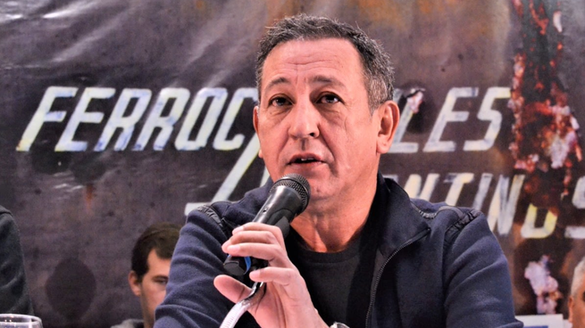 Maturano manifestó que la medida de protesta será por 24 horas y que, además del deterioro de los recorridos y los trenes, el Gobierno les “pisó las paritarias”.