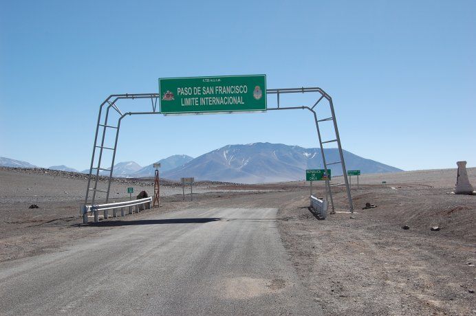 frontera argentina chile.jpg