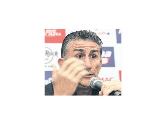 Bauza se mostró confiado de cara a los próximos desafíos del Ciclón, por la Copa Libertadores y la Copa Argentina. “El equipo que voy a parar para la Copa Argentina sería el mismo que pararé en la Copa Libertadores”, aseguró.