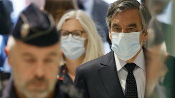 El exprimer ministro&nbsp;Fran&ccedil;ois Fillon y su esposa Penelope apelar&aacute;n la sentencia.