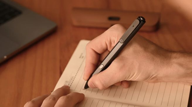 La Flowtica Scribe utiliza inteligencia artificial para grabar, resumir y organizar información, convirtiéndose en la favorita de millones.