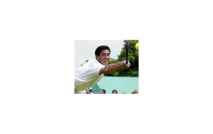 TENIS: GANÓ CAÑAS