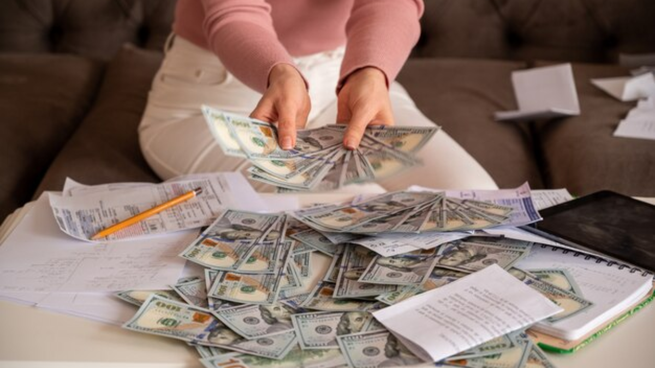 ómo hacer el Ritual poderoso para atraer abundancia y dinero en abril 2025
