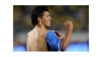 Goleador. Sergio Agüero aprovechó un rebote y le dio la victoria a la selección argentina.