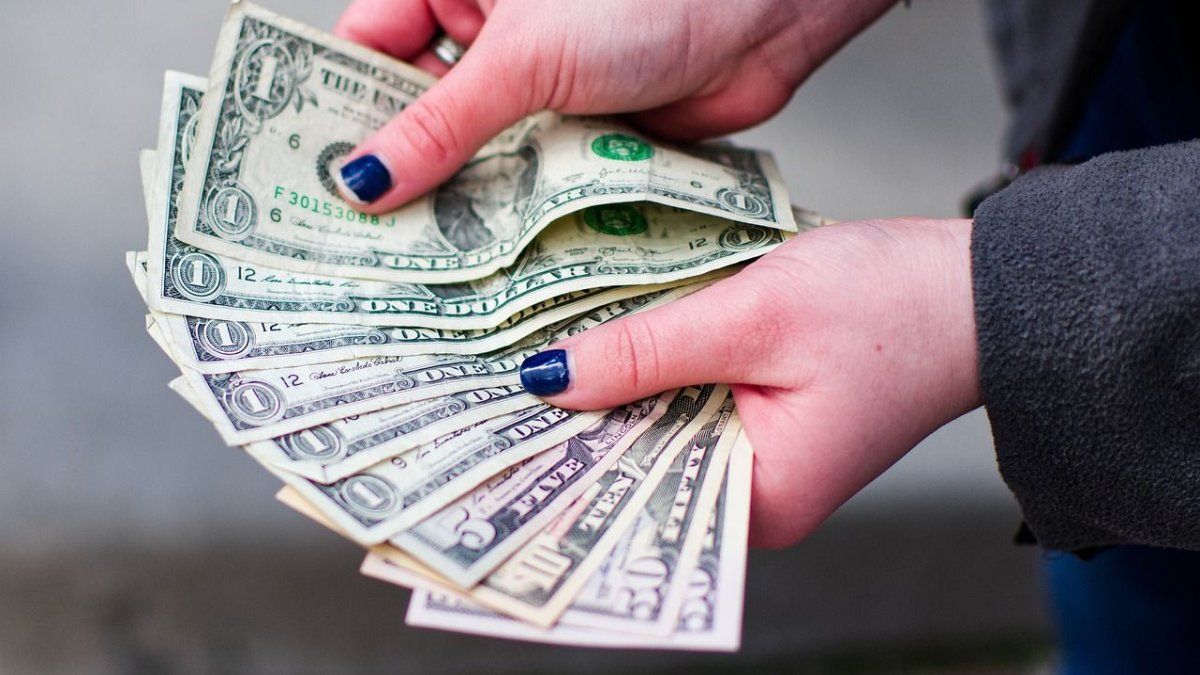 New dollar crisis: how to earn an extra 7% thanks to the widening gap
