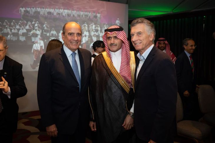 Guillermo Francos y Mauricio Macri compartieron un evento organizado por la embajada de Arabia Saudita. Guillermo Francos y Mauricio Macri compartieron un evento organizado por la embajada de Arabia Saudita.