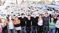 Conurbano. Axel Kicillof encabezó el sábado un acto en Morón junto al intendente Lucas Ghi. Luego hizo lo propio en Moreno, con la jefa comunal Mariel Fernández. Ambos distritos los gobierna Unión por la Patria.