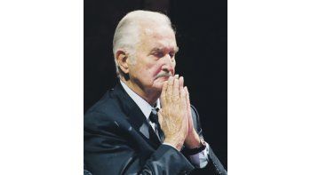 Carlos Fuentes cimentó la literatura latinoamericana con títulos como «La muerte de Artemio Cruz», «Cambio de piel» y «Gringo Viejo».