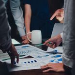 Empresarios sostienen que la negociación con los sindicatos debe ser bipartita y que el Estado solo debería fijar los sueldos mínimos. Empresarios sostienen que la negociación con los sindicatos debe ser bipartita y que el Estado solo debería fijar los sueldos mínimos.