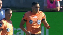 Le tiraron un martillo a Falcón Pérez desde la tribuna de Gimnasia.