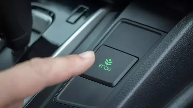 Modo ECO en autos: qué es esta función y para qué sirve.