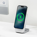 Fabricantes avanzan hacia soluciones sin cables que prometen más comodidad y tiempos de carga cada vez más bajos. Fabricantes avanzan hacia soluciones sin cables que prometen más comodidad y tiempos de carga cada vez más bajos.