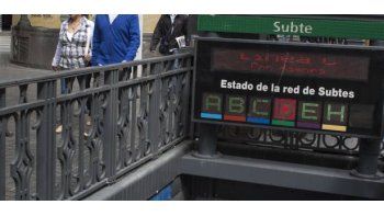 Línea D circuló con servicio limitado durante 7 horas por una protesta