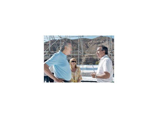 El gobernador José Luis Gioja recorrió las instalaciones donde se llevará adelante el tradicional megaespectáculo.