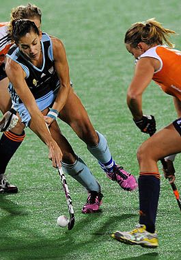 La argentinas no vajaron los brazos y salieron a buscar el empate.