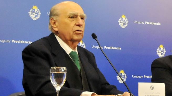 Julio María Sanguinetti lamentó los clásicos enfrentamientos entre Israel y algunos países árabes, debido al trasfondo entre chiitas y sunitas.