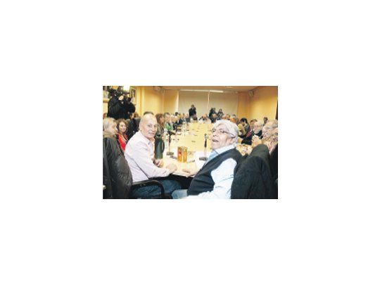 Hugo Moyano debatió en la sede de la CGT con sus colegas Gerónimo Venegas (rurales), Amadeo Genta (municipales), Abel Frutos (panaderos) y Omar Plaíni (canillitas), entre otros, sobre el impacto de Ganancias.