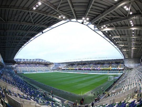 El estadio Windsor Park albergará la Supercopa de Europa y recibirá 13000 hinchas.