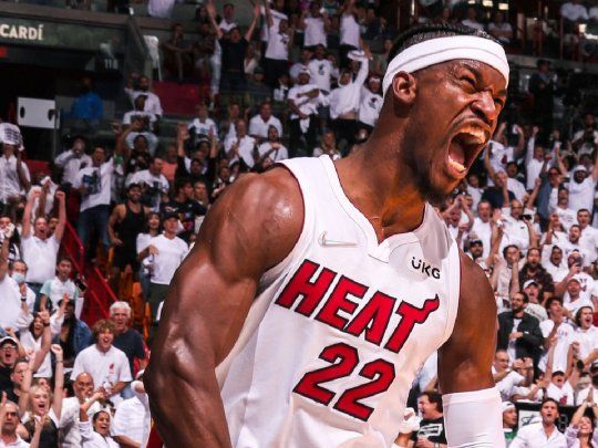 playoff jimmy butler miami.jpg
