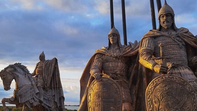 monumento putin.jpg