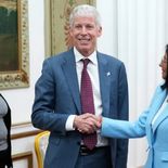 Chris Wright fue recibido por Delcy Rodríguez en Miraflores. Chris Wright fue recibido por Delcy Rodríguez en Miraflores.