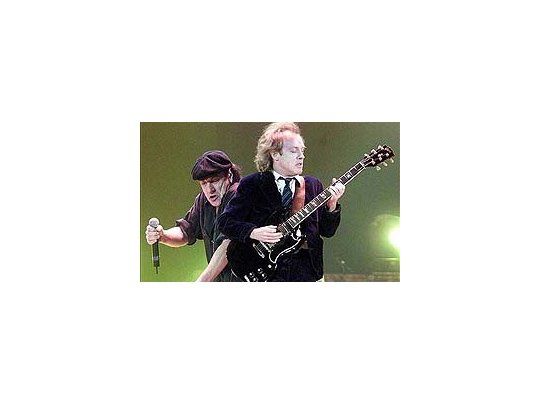 Furor por AC/DC: agregaron una tercer función.