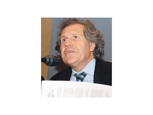 «No puede ser que todos estemos equivocados en el ingreso de Venezuela y 8 senadores paraguayos estén en lo cierto», explicó Almagro respecto del rechazo de la Cámara Alta paraguaya a la incorporación de Venezuela al Bloque.