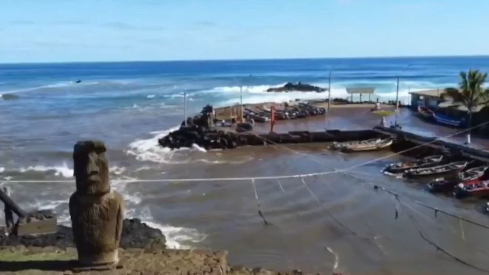 La Isla de Pascua registra las primeras olas del tsunami.