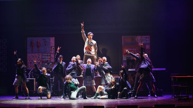 “School of rock” logró la mejor semana en el mundo desde su estreno en Broadway en 2006, alcanzando los 28 mil espectadores. Por tal mérito recibió una mención internacional ya que ese récord superó lo ocurrido en Nueva York y Londres.