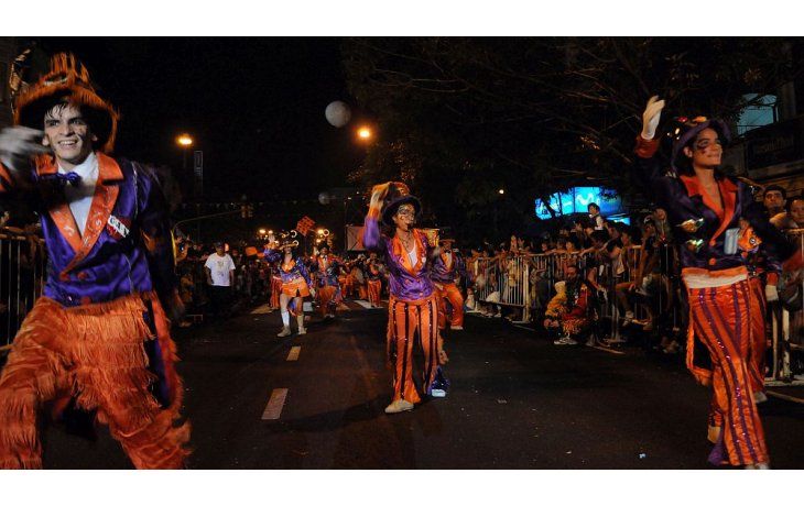 Con 30 corsos barriales, comienzan los festejos del carnaval porteño