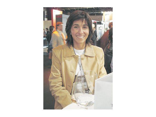 El potencial que tiene la vitivinicultura argentina es impresionante, excepcional. Pero nuestro país tiene aún un largo camino por recorrer en la generación de la categoría argentina, algo que Chile ya tiene con sus productos, sostiene Mónica Caamaño.