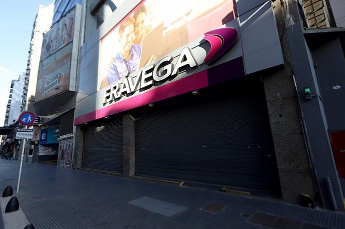 Desde el pasado lunes las cadenas comenzaron a hacer envíos a domicilio.