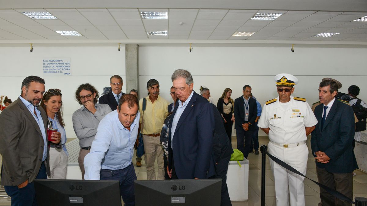 The MGAP inaugurated three scanners to detect organic products