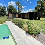 Una vivienda contenedor a pasos de la piscina, se pueden destinar para uso propio o en lugares turísticos, son multi función Una vivienda contenedor a pasos de la piscina, se pueden destinar para uso propio o en lugares turísticos, son multi función