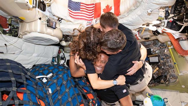 La misión culminará con un amerizaje controlado en el océano Pacífico, frente a la costa de San Diego.