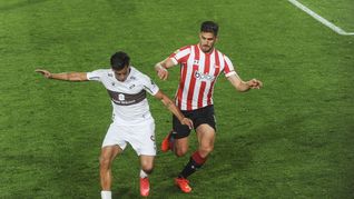 estudiantes se descuido y dejo pasar una gran chance