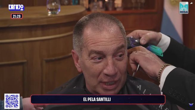 Diego Santilli cumplió con su promesa y se rapó.