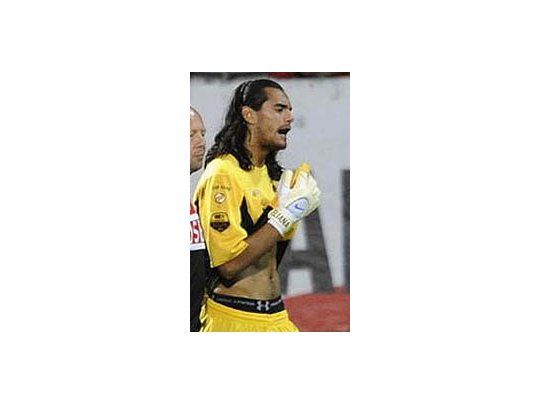 Sergio Romero podrá estar presente frente a Perú y Uruguay.