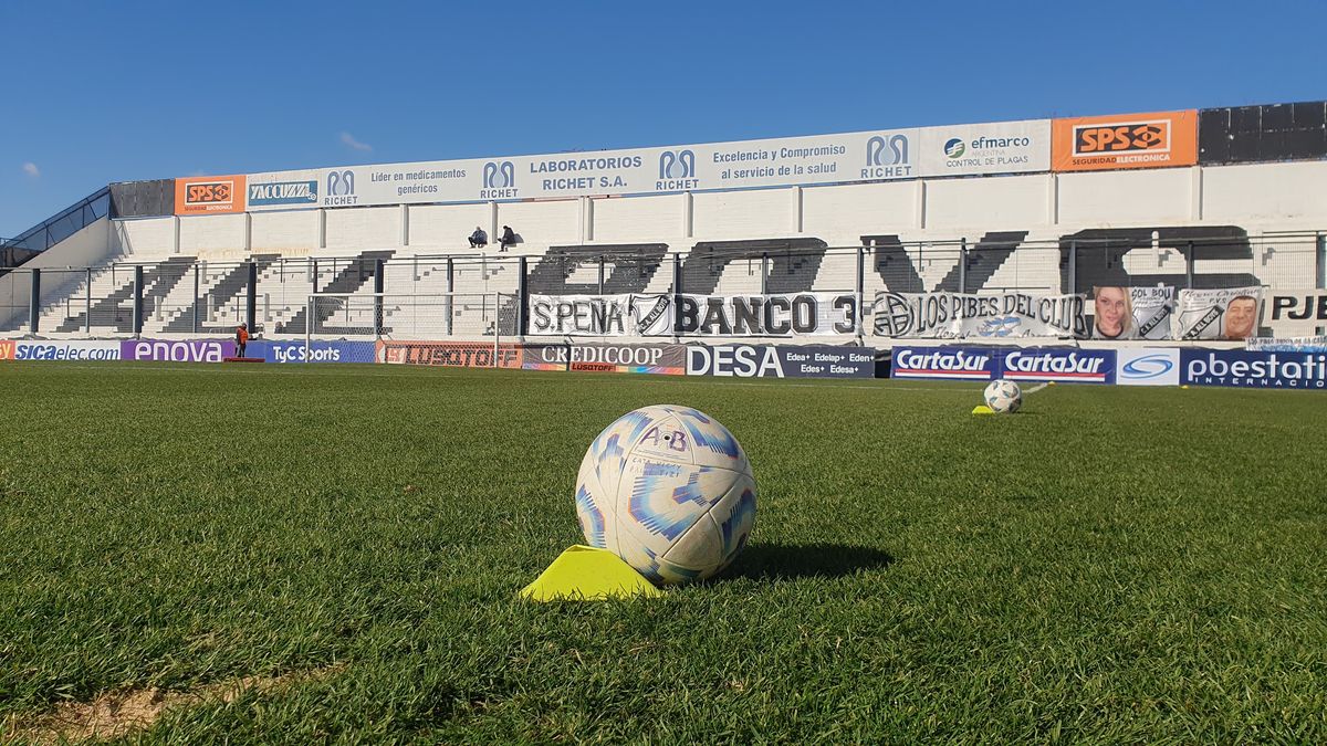 All Boys will play two games without fans after the episodes of anti -Semitism