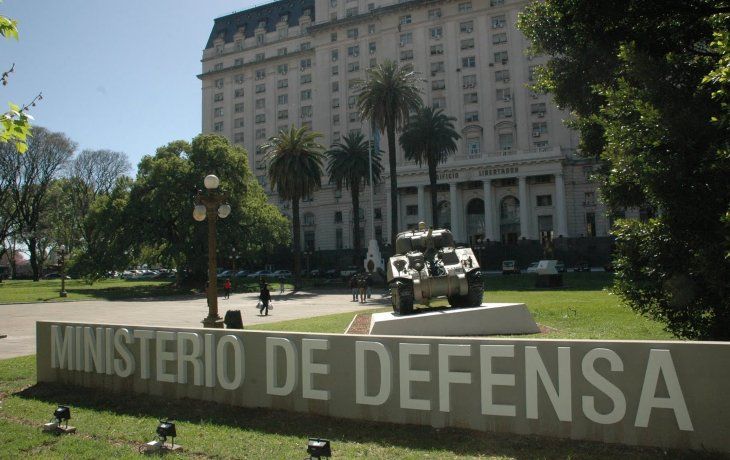 ámbito.com | Ministerio de Defensa.jpg